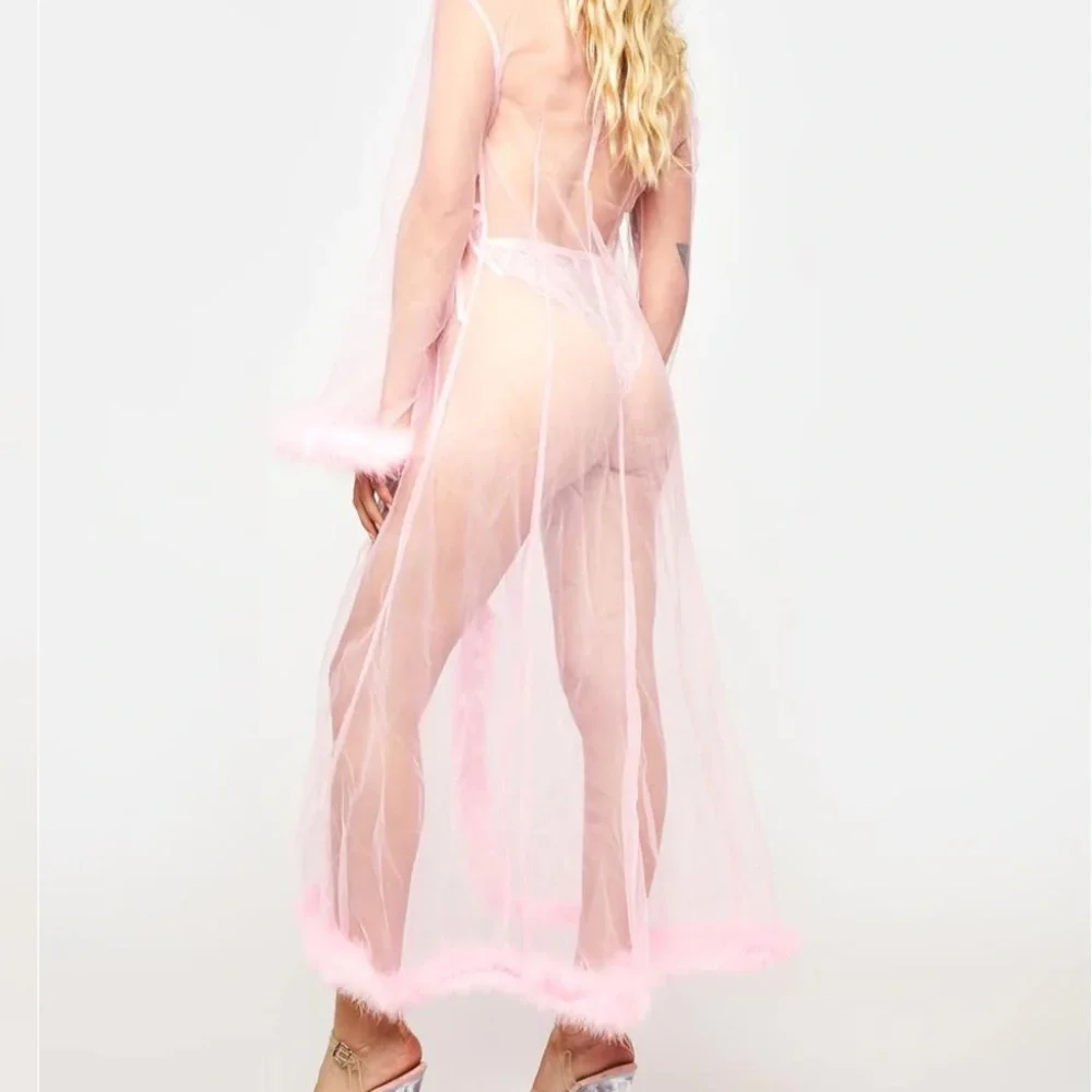 Dollskill Robe - Picture 2 of 4